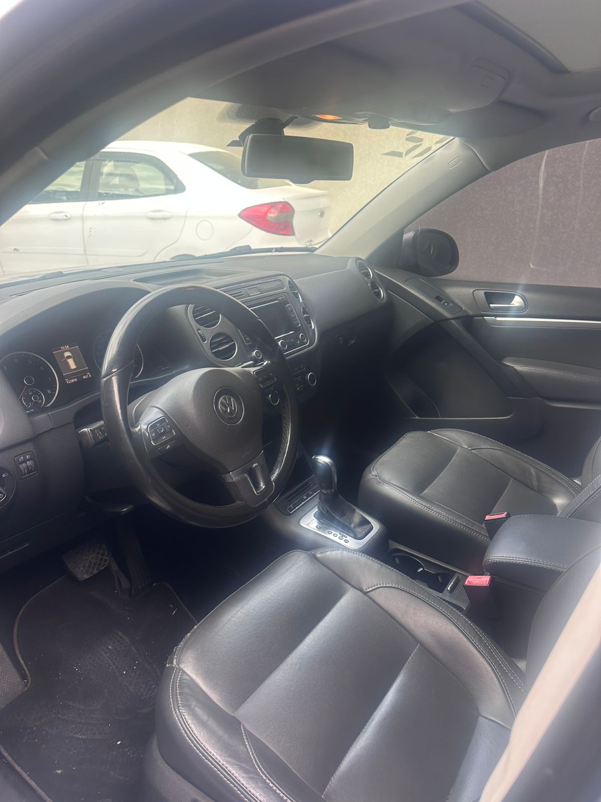 Volkswagen Tiguan 2.0 TSI Tiptronic 2012 - foto 5