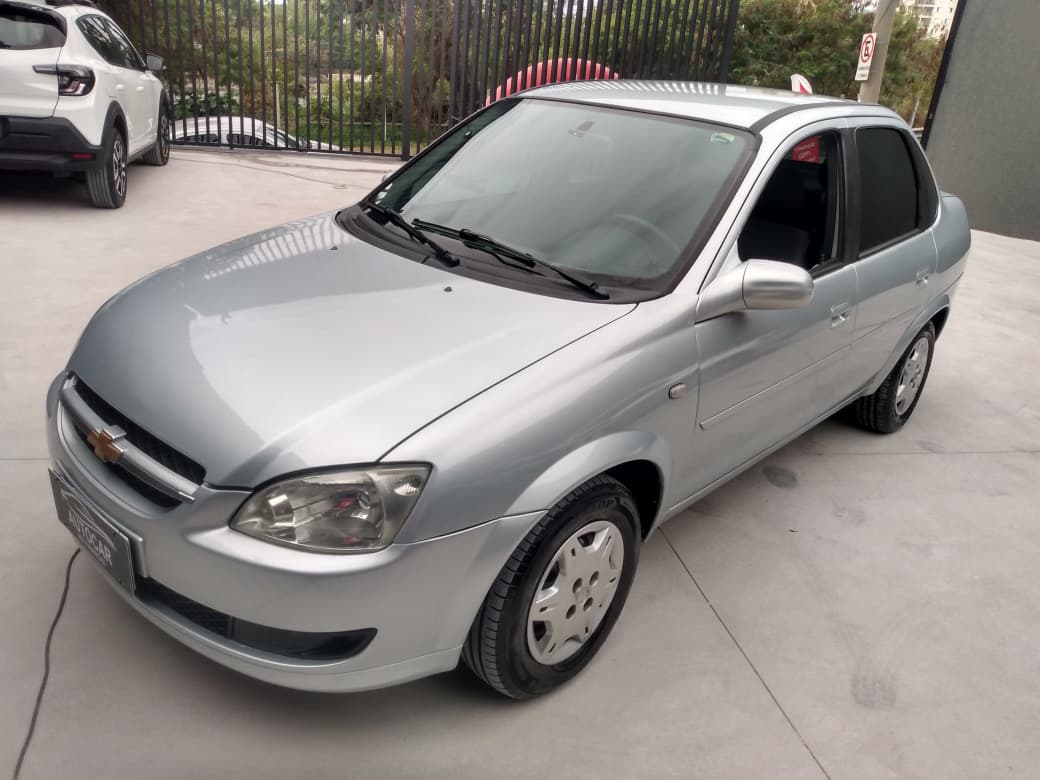 Chevrolet Classic LS 1.0 VHC 2011 - foto 2